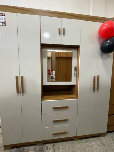 Guarda-Roupa Catânia