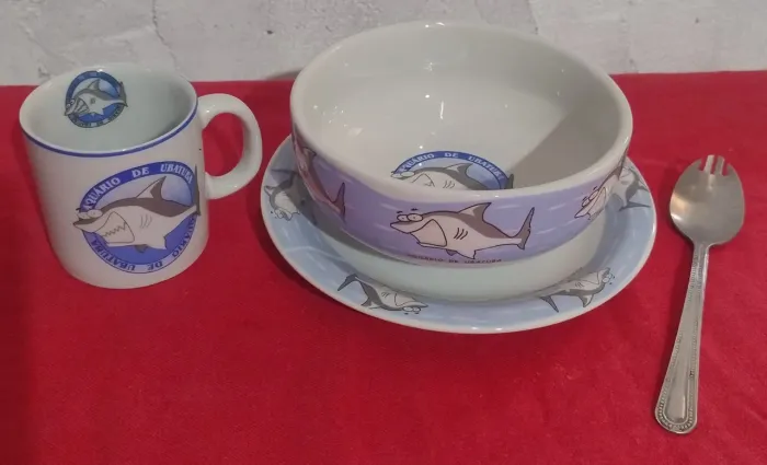 Kit infantil em porcelana refeição 4 peças