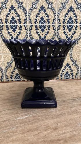 Vaso de porcelana vitrificada azul-marinho - peça vintage