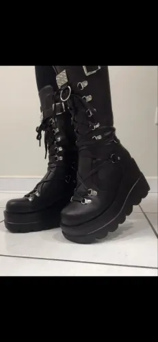 coturno goth
