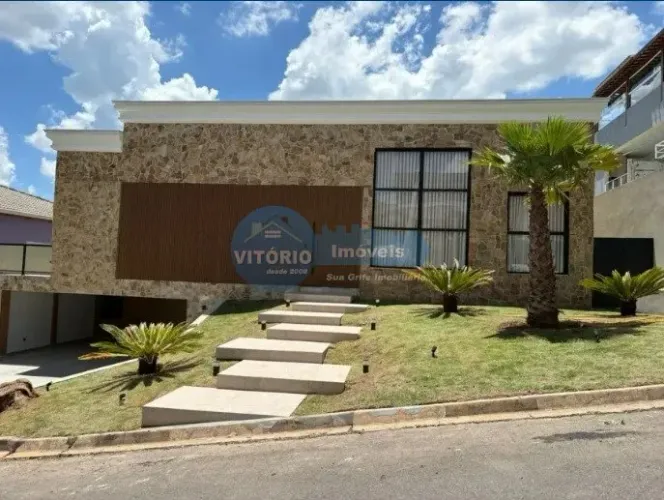 Casas de Condomínio para venda com Mobiliado e 3 quartos, 240 m² - Taipas De Pedras Mailas