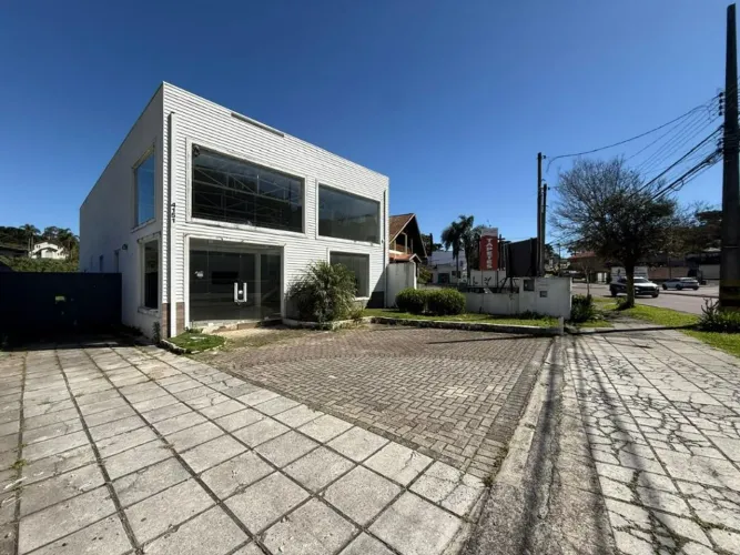PREDIO COMERCIAL COM 20 VAGAS DE ESTACIONAMENTO