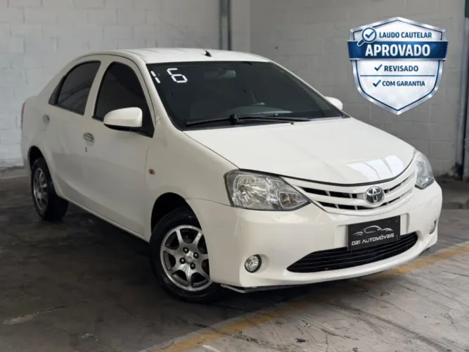 Toyota Etios X Sedan 1.5 Flex 16V 4P Mec. 2016