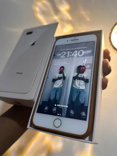 iPhone 8 Plus