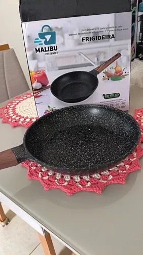 FRIGIDEIRA NOVA ANTIADERENTE 26CM Nova