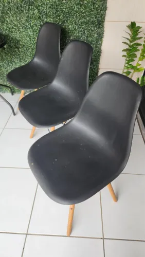 3 cadeiras eiffil