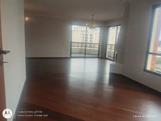 Lapa, Excelente apto, 208 mts, sendo 4 dorms com 2 suítes,3 vagas, e lazer, andar alto.