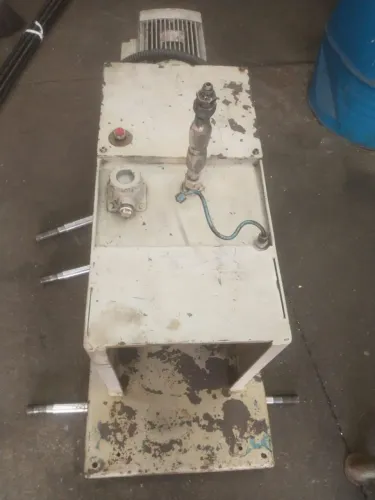 Unidade Hidráulica Industrial Completa c/ Motor WEG Trifásico - R$ 10.000