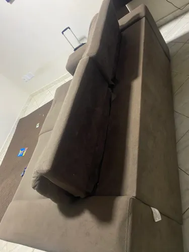 Vendo sofá com pequena avaria