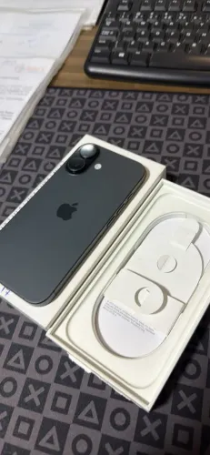 iPhone 17 - 256 Gb bateria 100% - garantia até 4/27