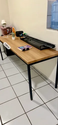Mesa estilo industrial