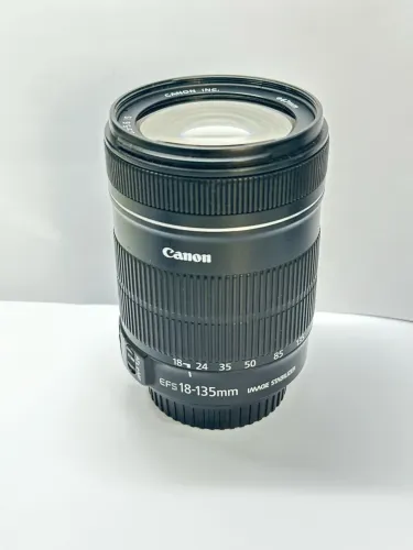 Lente Canon 18-135mm IS