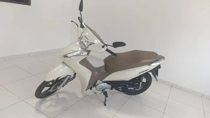 Vendo Honda Biz 125 EX + 2024