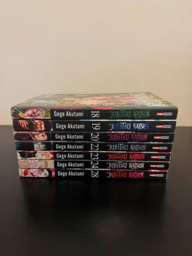 Jujutsu Kaisen Variados