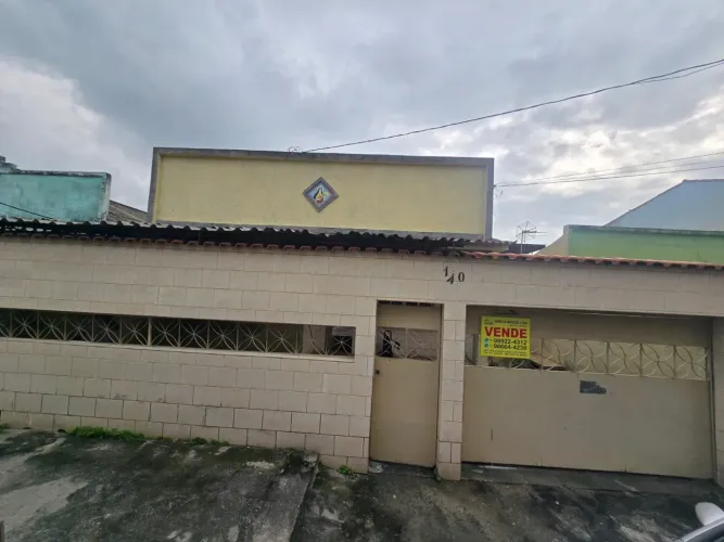 Casa independente de 3 quartos no Centro de São João de Meriti - RJ