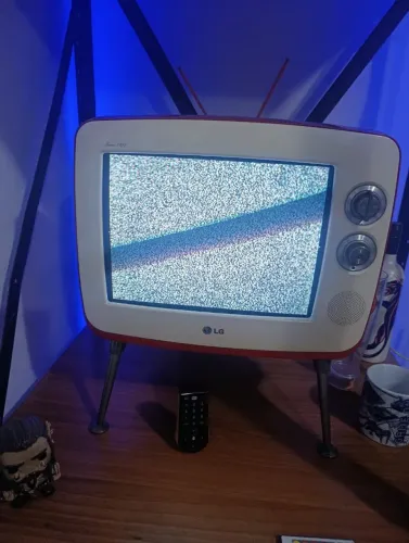 Tv LG 14 polegadas Retrô