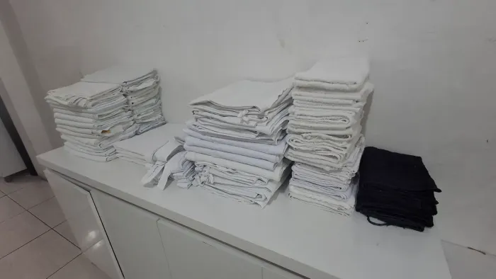 Lençóis, toalhas e roupões para Clinuca de Estética e Spa