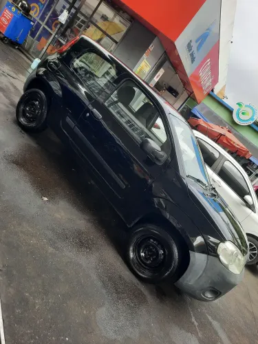 Fiat Uno Vivace 1.0 EVO Fire Flex 8V 3P 2012