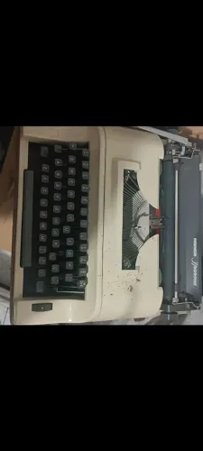 Máquina de escrever 