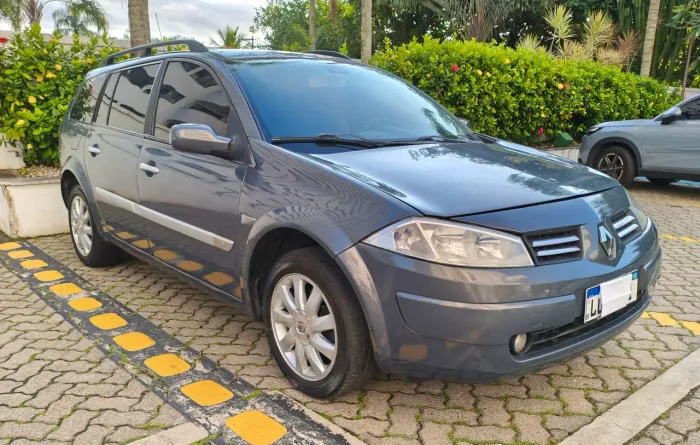Renault Megane Grand Tour Dynam. Hi-flex 1.6 16V 2012