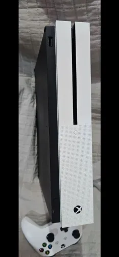 Xbox one S vendo ou troco