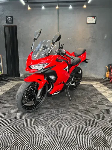 Kawasaki Ninja 400 