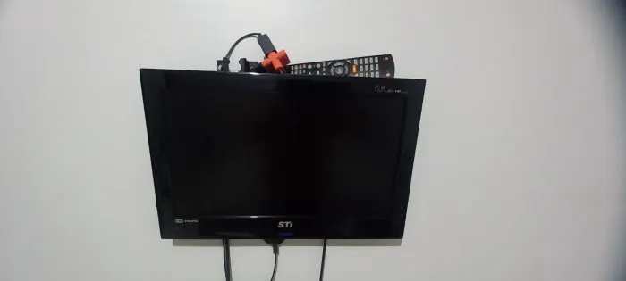 Tv monitor STI