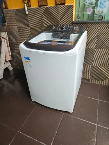 Máquina de Lavar Electrolux 16kg Branca Perfect Wash com Cesto Inox e Jet&Clean (LPE16) - 