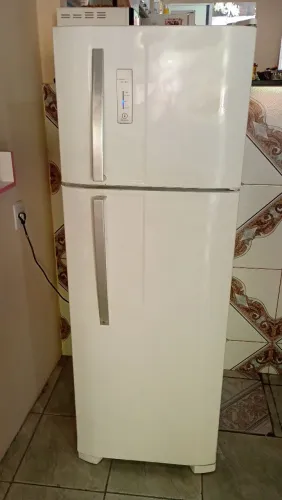 Geladeira Electrolux frost free