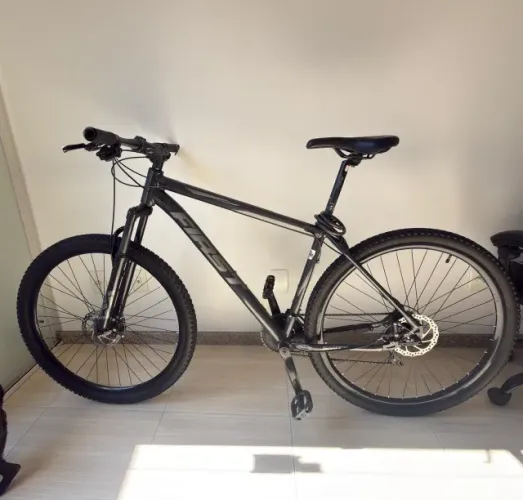 Bicicleta aro 29 em ótimo estado