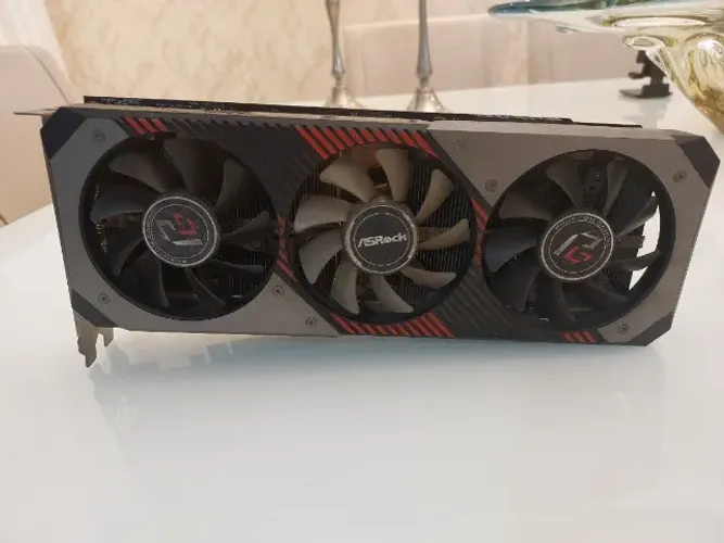 AMD Radeon RX 5700 XT Phantom Gaming D 8G OC