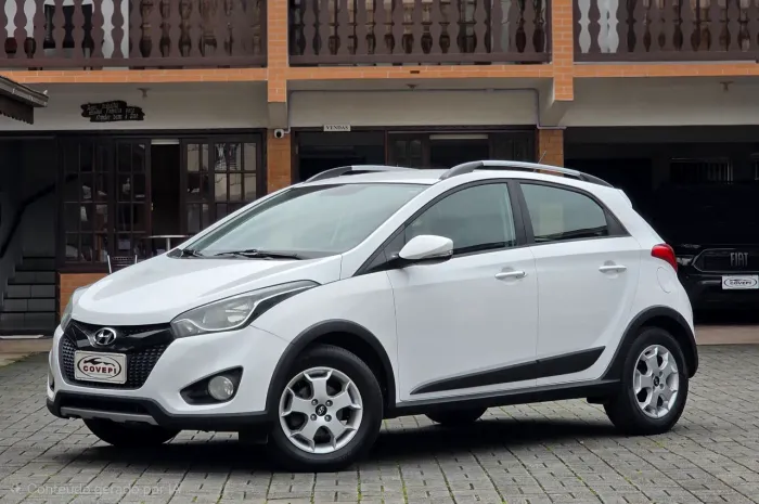 Hyundai HB20X Style 1.6 Flex 16V Mec. 2015