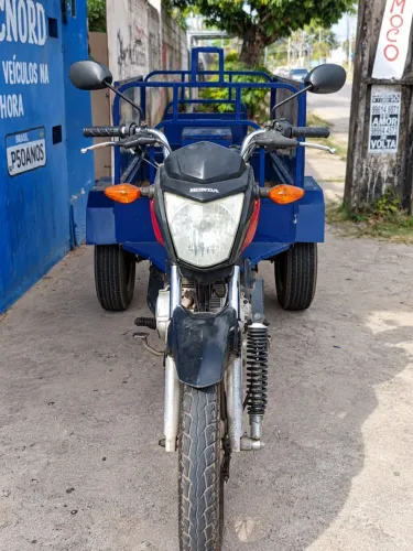 Triciclo Honda 2015