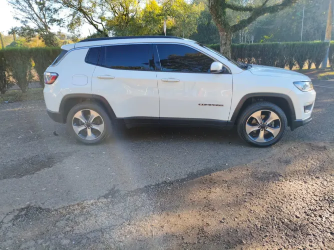 Jeep Compass Longitude 2.0 4X2 Flex 16V Aut. 2018