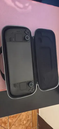 Steam Deck OLED 512GB + Case + Cabo carregador + Capinha + Película