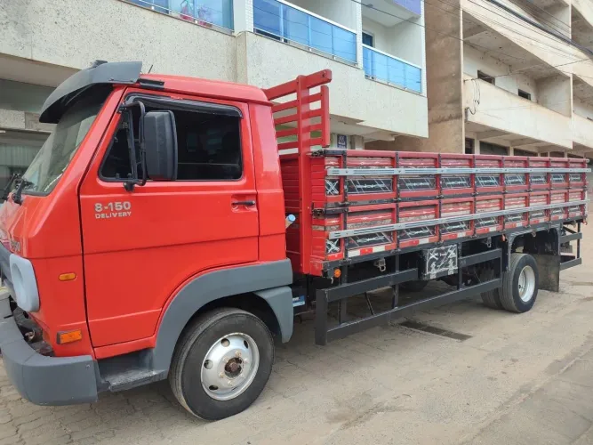 Caminhão 8150 delivery