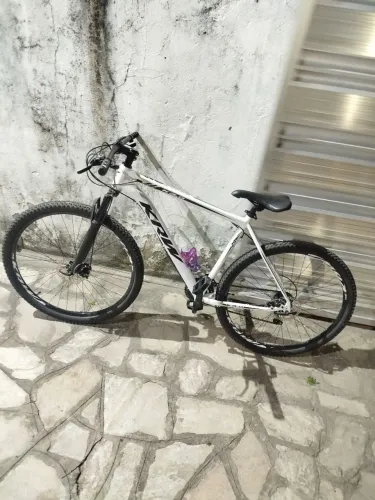 Bike quadro 21 ao lado 29