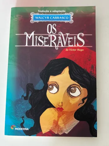 Vendo livro Os Miseráveis 