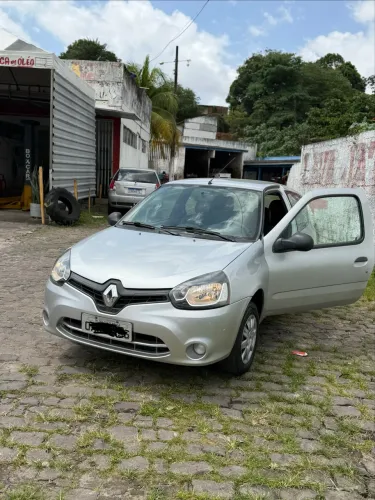 Renault Clio Authentique 1.0/1.0 Hi-power 16V 3P 2015