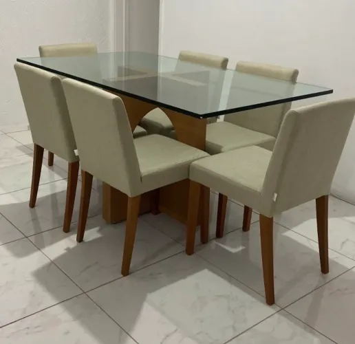 Mesa de jantar com cadeiras Tok Stok