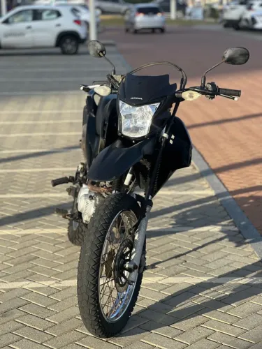 Bros 160 2022/2023 - emplacada, único dono - OPORTUNIDADE!!!