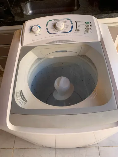 Lavadora Electrolux LT12F - 12Kg