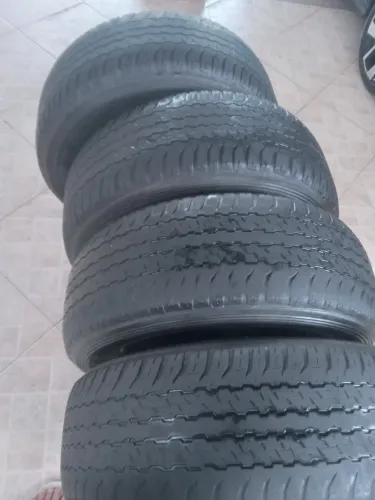4 pneus top estão todo boms