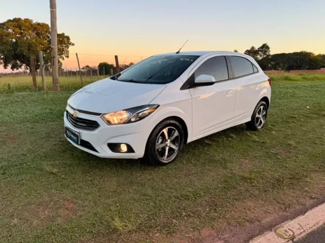 Chevrolet Onix Hatch LTZ 1.4 8V Flex Mec. 4P 2019
