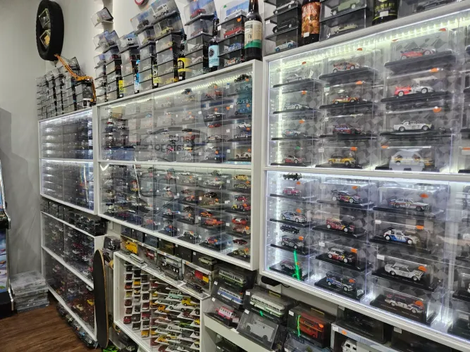 Expositores de carrinhos 1.65x0.85 para 100 miniaturas 1/43 , 1/38