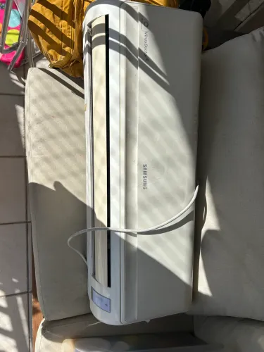 Ar-condicionado Split Samsung Virus Doctor 9.000 BTUs 220V - Completo