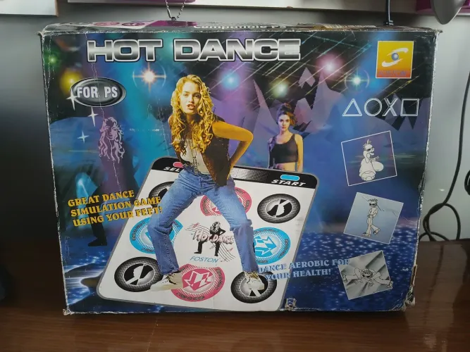 TAPETE HOT DANCE PARA PLAYSTATION 2