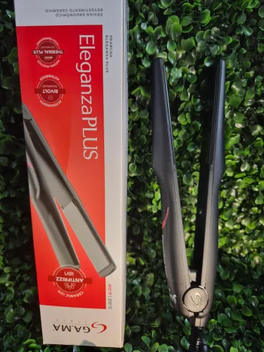 Chapinha Gama Eleganza Pluc Ceramic Íon 210°C Profissional