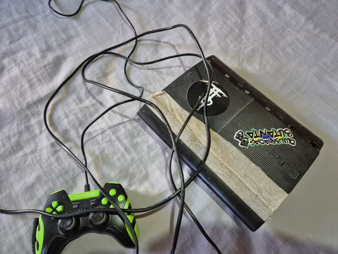 Vendo ps3 desbloqueado 