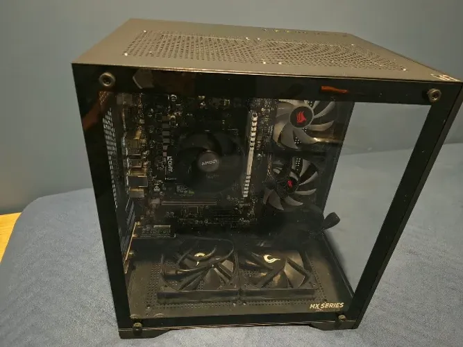 PC Gamer Ryzen 5 8500G 16GB RAM 256GB SSD